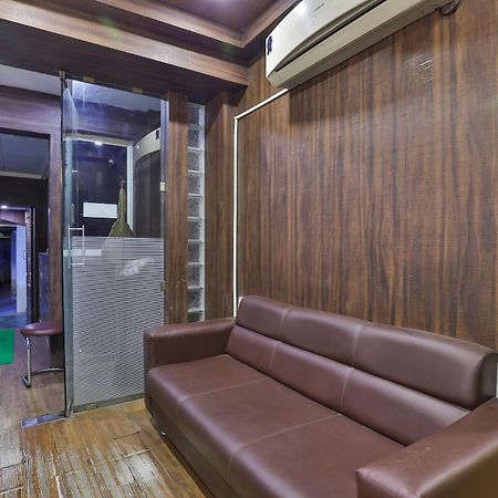 Hotel O Sri Balaji Residency Ahmedabad Esterno foto