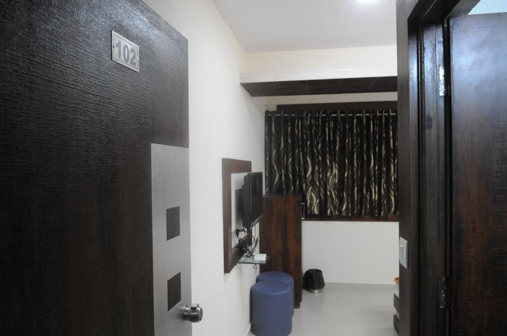 Oyo Hotel Sree Balaji Residency Ahmedabad Camera foto